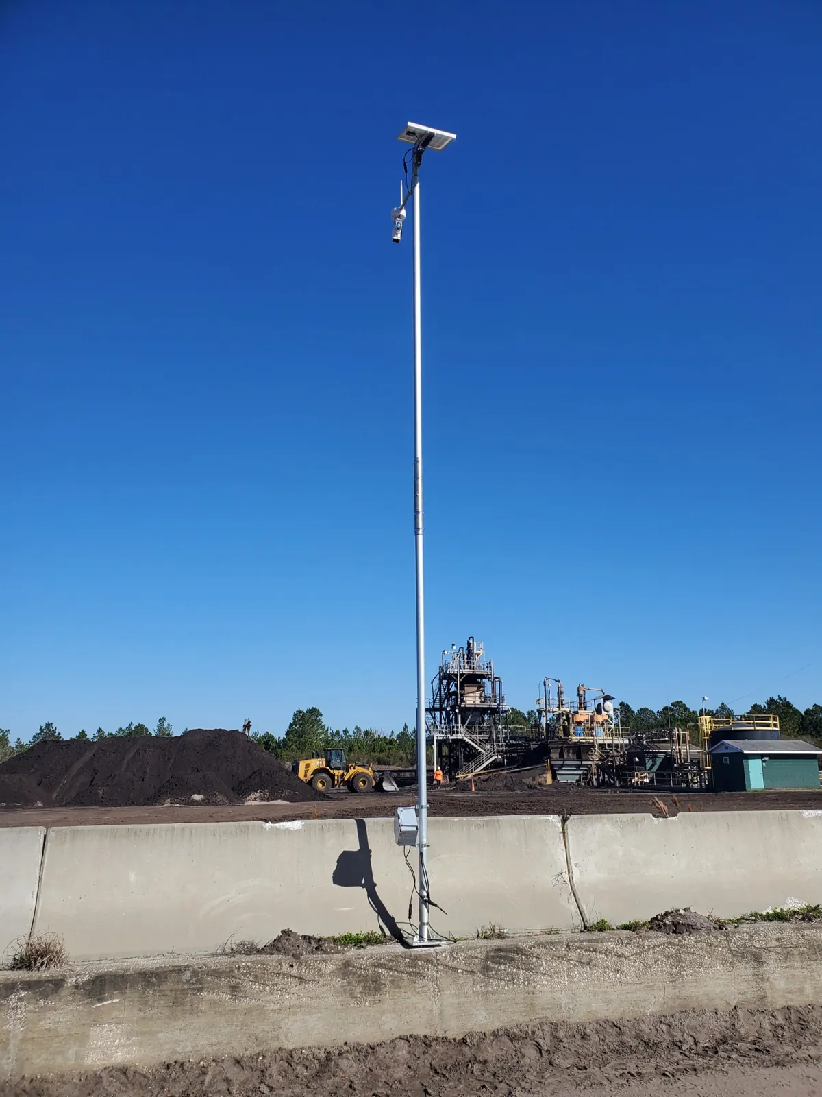EOS2 LiDAR sensor mounted on a 20 ft pole at an industrial site